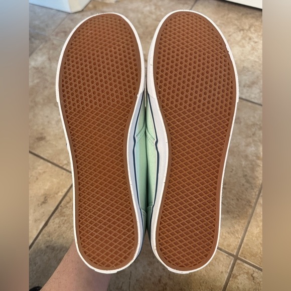 Vans, seafoam green/blue lace up sneakers, women’s size 10 - Picture 6 of 7